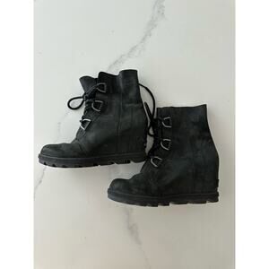 Sorel Black Wedge Joan of Artic Boots Size 7.5